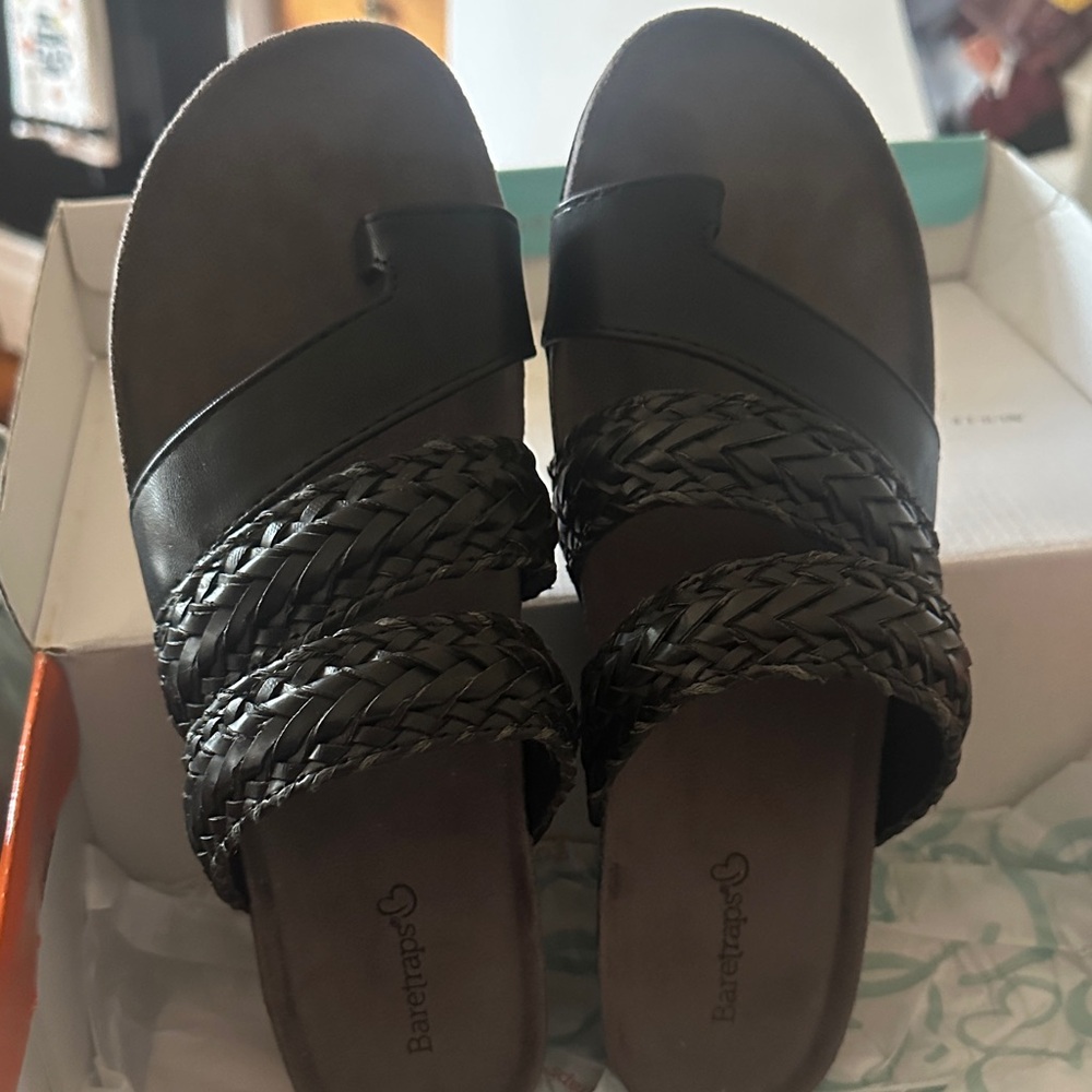 BareTraps Women's Black Woven Sandals